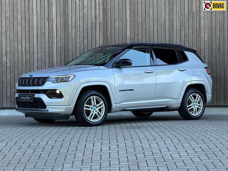 Grijs Gebruikt 2022 Jeep Compass SUV | € 21.900 (Super prijs) - Afbeelding 1/4