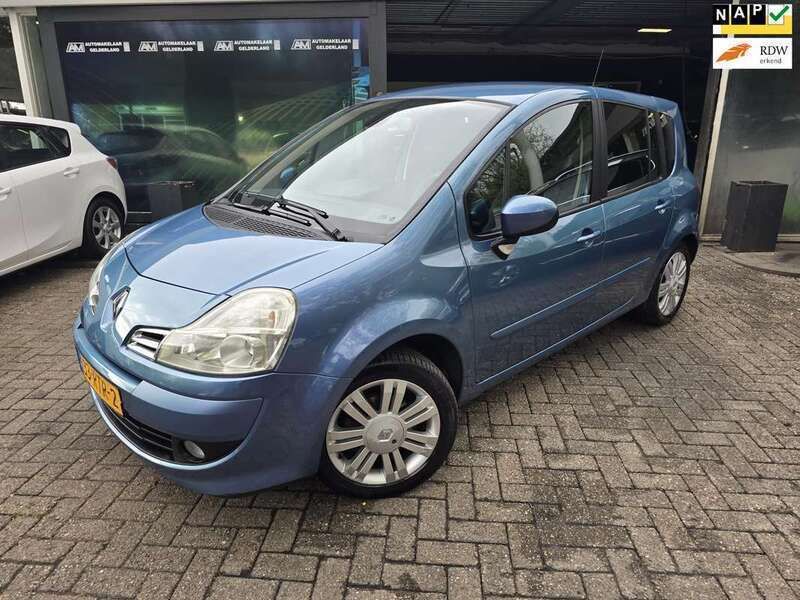 Blauw, metallic lak Gebruikt 2011 Renault Grand Modus Exception MPV | € 4.450 (Eerlijke prijs) - Afbeelding 1/4