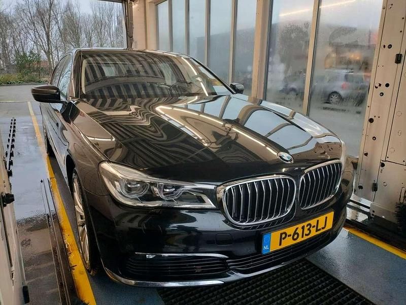 Occasion BMW 750 400 PK (294 kW) 2017 Zwart Sedan