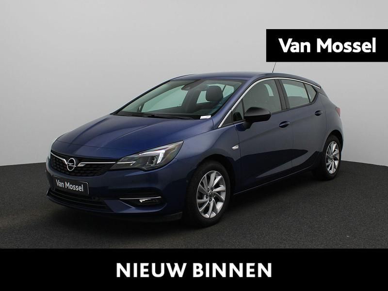 Blauw Gebruikt 2021 Opel Astra Elegance Hatchback | € 12.400 (Eerlijke prijs) - Afbeelding 1/4