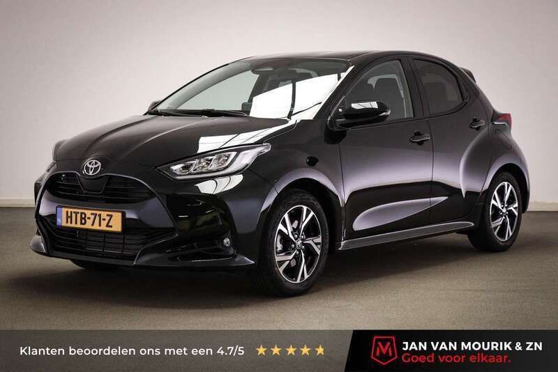 Zwart, metallic lak Nieuw 2025 Toyota Yaris Hybrid Edition Hatchback | € 28.400 (Goede deal) - Afbeelding 1/4