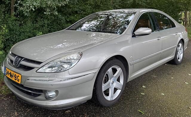 Grijs Gebruikt 2005 Peugeot 607 Sedan | € 2.650 - Afbeelding 1/4