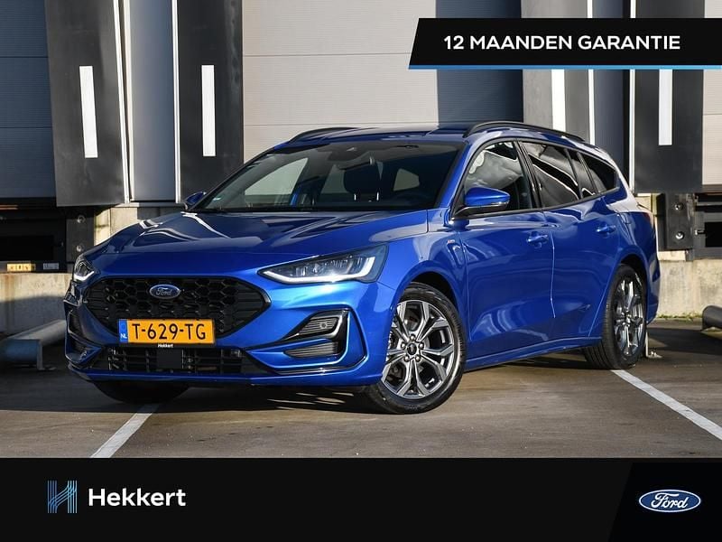 Blauw Gebruikt 2023 Ford Focus ST-Line Stationwagen | € 23.495 (Iets duurder) - Afbeelding 1/4