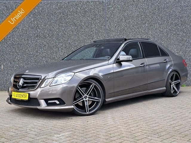 Goud Gebruikt 2009 Mercedes E350 Avantgarde Sedan | € 21.995 - Afbeelding 1/4