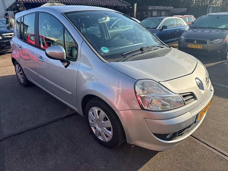 Occasion Renault Grand Modus Dynamique 103 PK (75 kW) 2011 MPV