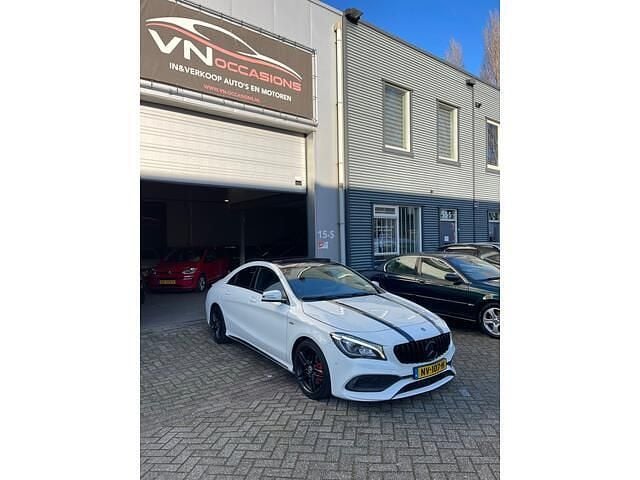 Occasion Mercedes CLA250 AMG 211 PK (155 kW) 2017 Wit Sedan