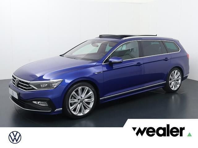 Blauw Occasion 2023 VW Passat Business+ Stationwagen | € 31.840 (Eerlijke prijs) - Afbeelding 1/4