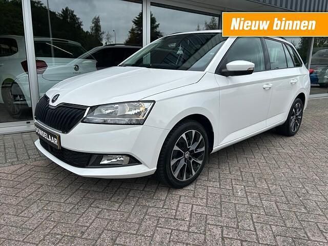 Wit Gebruikt 2020 Skoda Fabia Business Line Stationwagen | € 12.945 (Eerlijke prijs) - Afbeelding 1/4
