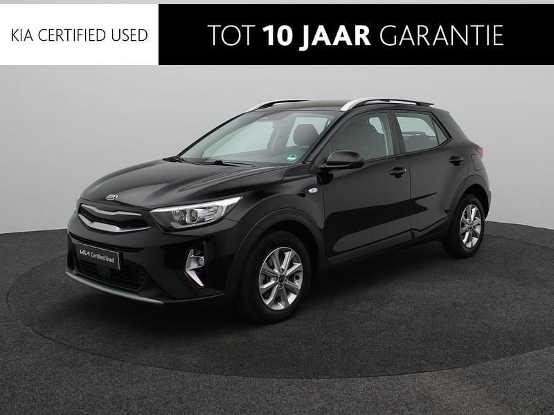 Zwart Gebruikt 2021 Kia Stonic SUV | € 15.940 (Eerlijke prijs) - Afbeelding 1/4