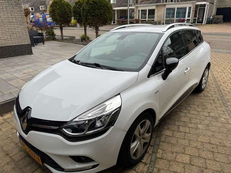 Wit Gebruikt 2017 Renault Clio GrandTour LIMITED Stationwagen | € 7.699 (Goede deal) - Afbeelding 1/4