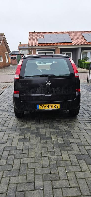 Zwart (mat) Gebruikt 2003 Opel Meriva Cosmo MPV | € 800 (Super prijs) - Afbeelding 1/4
