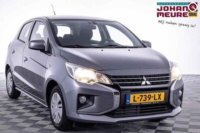 Grijs, metallic lak Gebruikt 2021 Mitsubishi Space Star Hatchback | € 10.990 (Goede deal) - Afbeelding 1/4