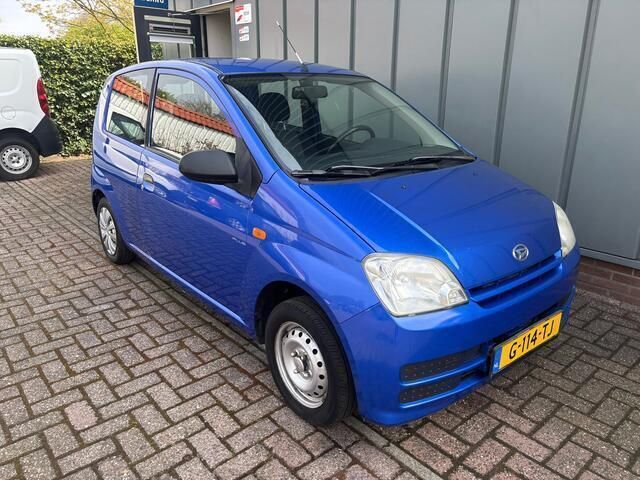 Blauw Gebruikt 2006 Daihatsu Cuore Hatchback | € 1.100 (Eerlijke prijs) - Afbeelding 1/4