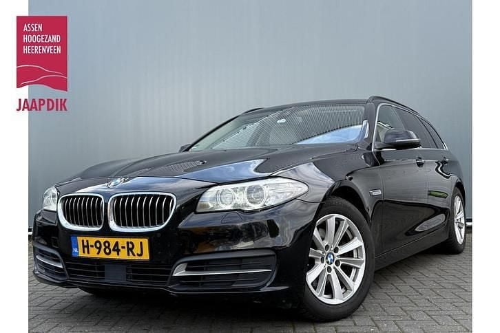 Gebruikt 2016 BMW 520 Executive Stationwagen | € 15.899 (Eerlijke prijs) - Afbeelding 1/3