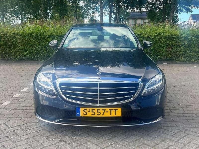 Zwart Gebruikt 2019 Mercedes C200 Sedan | € 26.000 (Eerlijke prijs) - Afbeelding 1/4