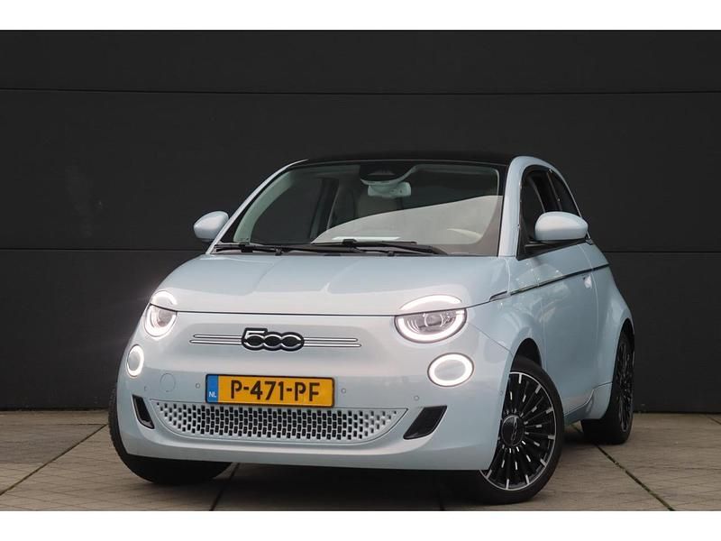 Blauw Gebruikt 2022 Fiat 500e La Prima Hatchback | € 21.885 (Duur) - Afbeelding 1/1