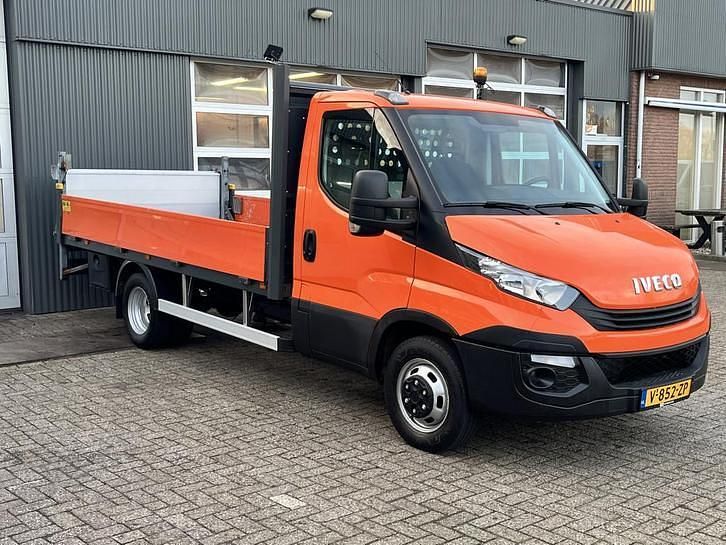 Occasion Iveco Daily 136 PK (100 kW) 2019 Oranje Van