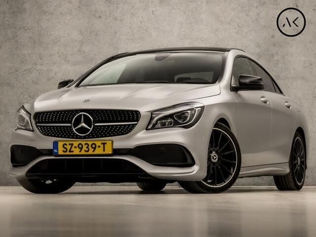Grijs Gebruikt 2018 Mercedes CLA180 AMG Sedan | € 19.945 (Eerlijke prijs) - Afbeelding 1/4