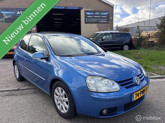 Blauw Gebruikt 2004 VW Golf IV Sportline Hatchback | € 1.500 (Eerlijke prijs) - Afbeelding 1/4