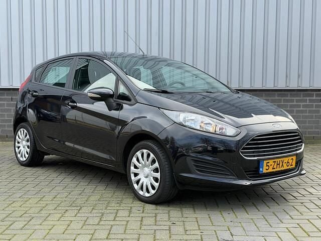 Occasion Ford Fiesta Style 80 PK (58 kW) 2015 Zwart Hatchback