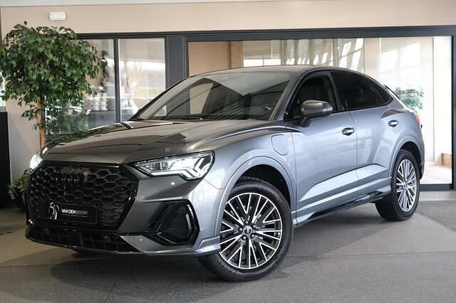 Grijs Gebruikt 2022 Audi Q3 Sportback S-Line SUV | € 35.950 (Goede deal) - Afbeelding 1/4
