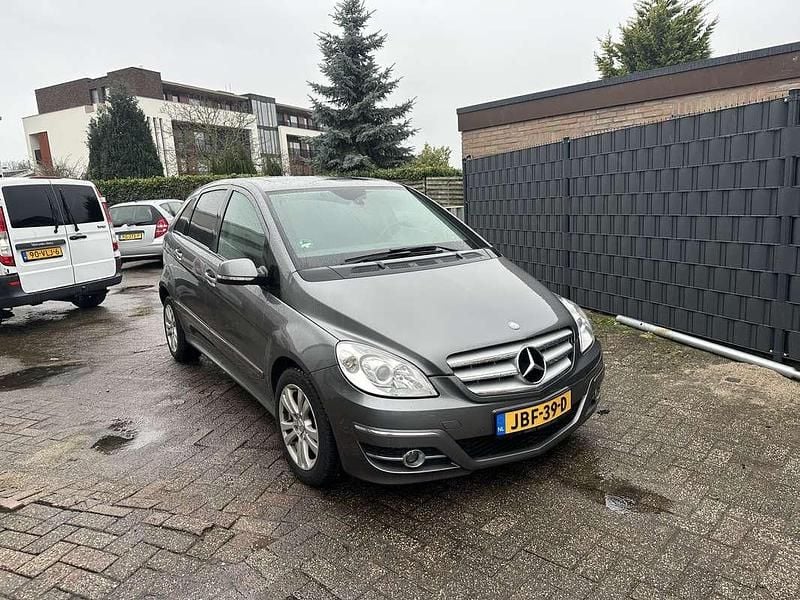 Occasion 2010 Mercedes 200 Sport Edition Stationwagen | € 4.750 - Afbeelding 1/4