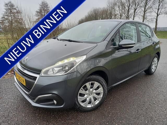 Grijs Occasion 2016 Peugeot 208 Hatchback | € 4.950 (Eerlijke prijs) - Afbeelding 1/4