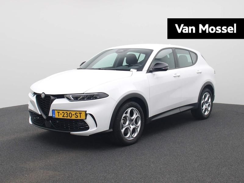 Wit Gebruikt 2023 Alfa Romeo Tonale Sprint SUV | € 27.844 (Eerlijke prijs) - Afbeelding 1/3