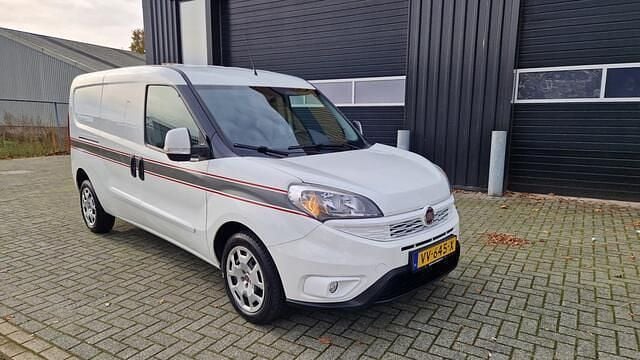 Wit Gebruikt 2016 Fiat Doblò MPV | € 5.499 (Eerlijke prijs) - Afbeelding 1/4