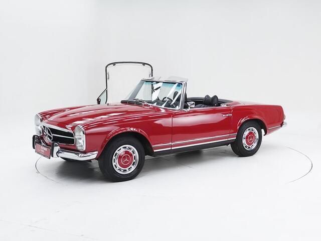 Overige Gebruikt 1970 Mercedes 280 | € 77.950 - Afbeelding 1/4