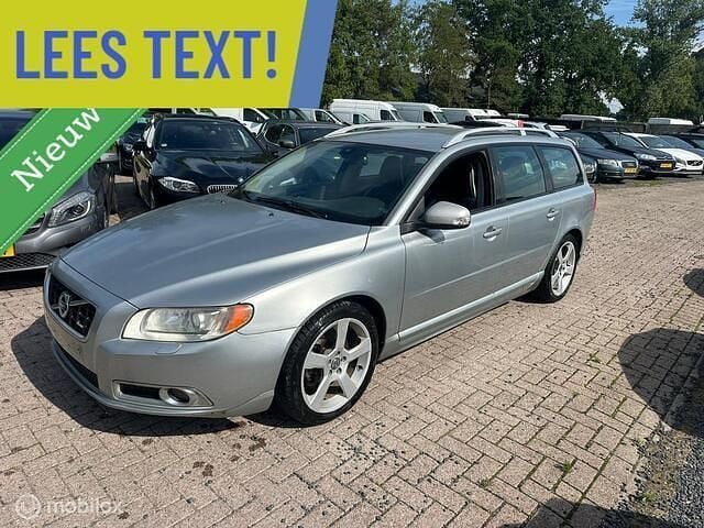 Grijs Gebruikt 2010 Volvo V70 Kinetic Stationwagen | € 3.499 - Afbeelding 1/4