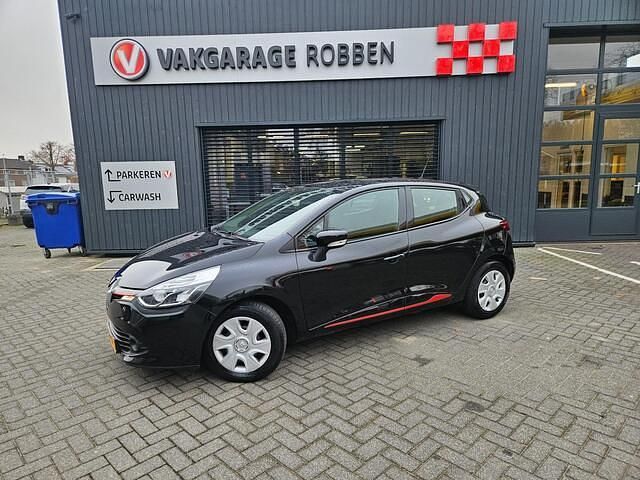Zwart Gebruikt 2013 Renault Clio IV Expression Hatchback | € 7.400 (Eerlijke prijs) - Afbeelding 1/4