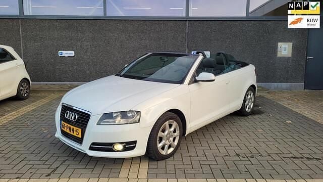 Wit Gebruikt 2011 Audi A3 Cabriolet Cabriolet | € 8.750 (Eerlijke prijs) - Afbeelding 1/4