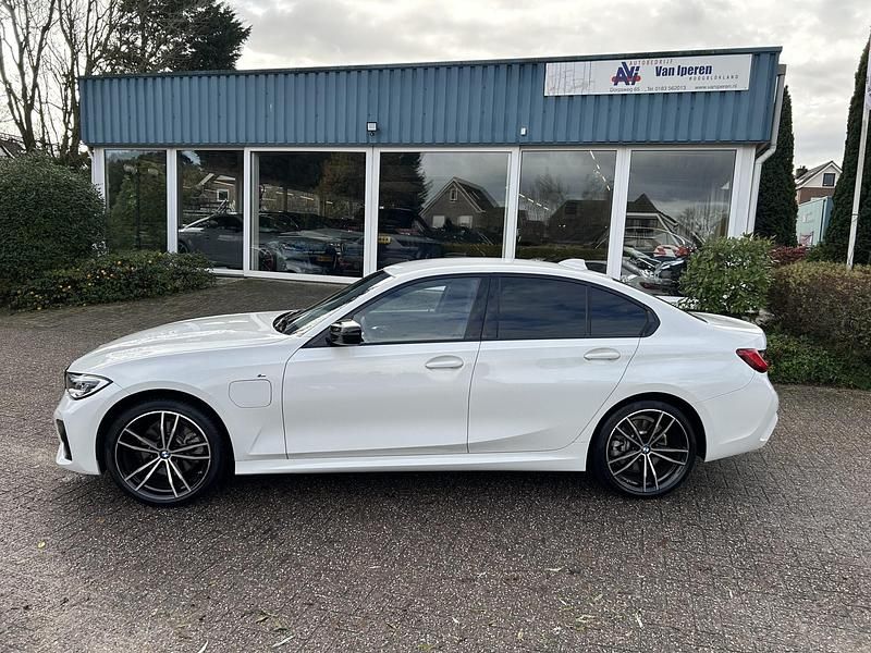 Occasion BMW 320 163 PK (119 kW) 2021 Wit Sedan
