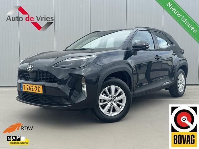 Zwart Gebruikt 2023 Toyota Yaris Cross Active SUV | € 24.995 (Eerlijke prijs) - Afbeelding 1/4