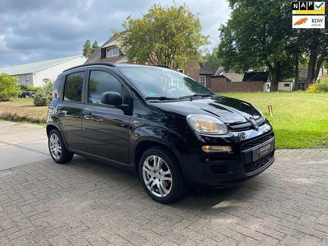 Zwart Gebruikt 2012 Fiat Panda Easy Hatchback | € 3.650 (Iets duurder) - Afbeelding 1/4