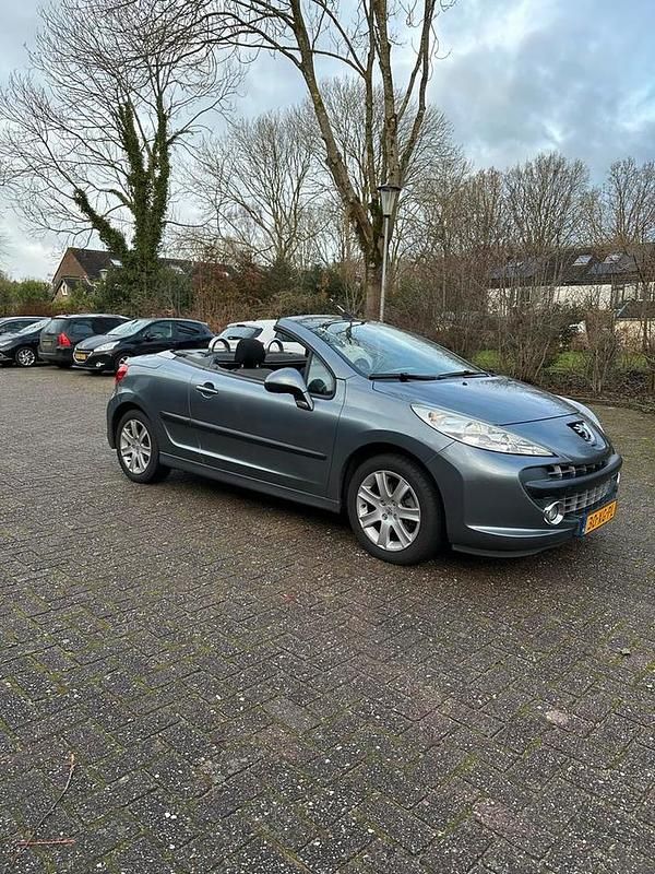 Gebruikt 2007 Peugeot 207 CC Cabriolet | € 3.150 (Goede deal) - Afbeelding 1/4