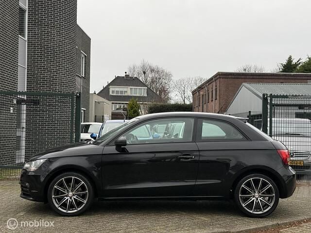 Occasion Audi A1 Attraction 122 PK (89 kW) 2011 Zwart Hatchback