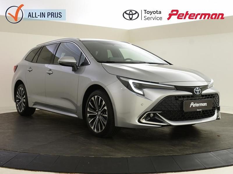 Zilver Gebruikt 2025 Toyota Corolla Limited Stationwagen | € 36.899 (Duur) - Afbeelding 1/4