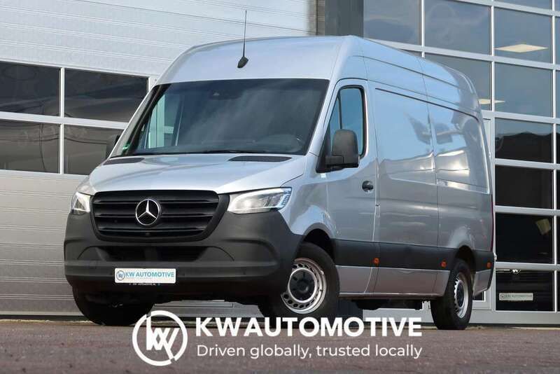 Zilver Gebruikt 2020 Mercedes Sprinter Van | € 28.443 - Afbeelding 1/3