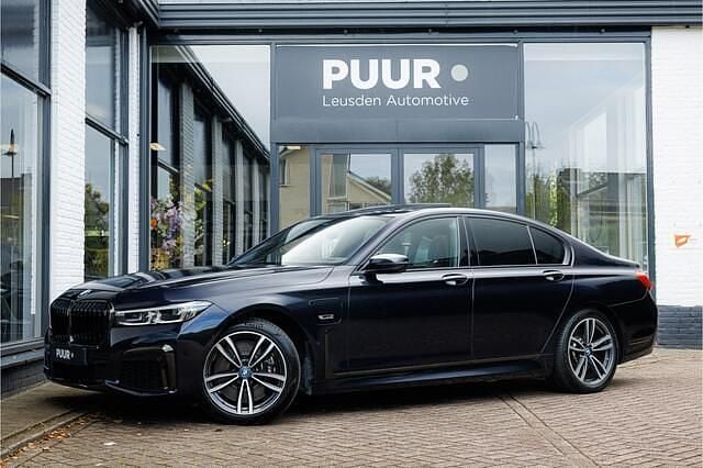 Zwart Gebruikt 2022 BMW 745e M Sport Sedan | € 58.945 (Super prijs) - Afbeelding 1/4