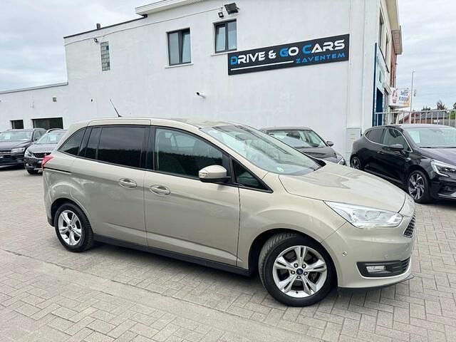 Beige Gebruikt 2016 Ford Grand C-Max Titanium MPV | € 8.450 - Afbeelding 1/4