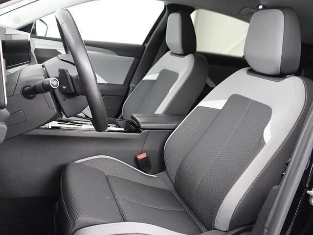 Occasion Opel Astra Business Edition 181 PK (133 kW) 2022 Zwart Hatchback