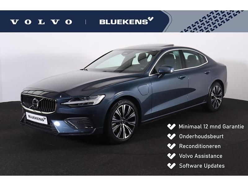 Blauw Gebruikt 2023 Volvo S60 Plus Sedan | € 37.900 (Eerlijke prijs) - Afbeelding 1/4