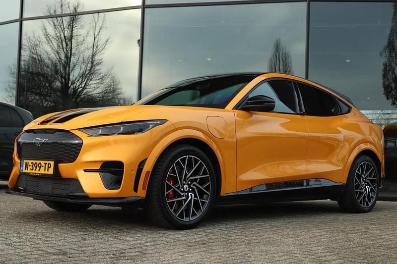 Oranje Occasion 2021 Ford Mustang Mach-E GT SUV | € 34.950 (Goede deal) - Afbeelding 1/4