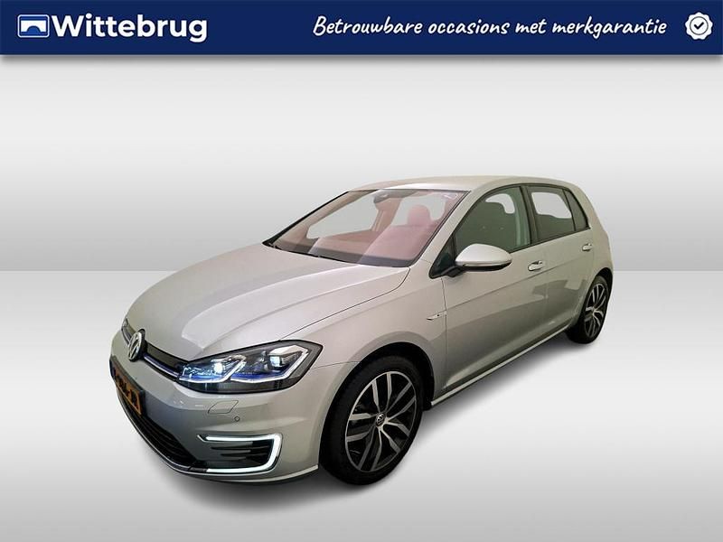 Grijs Occasion 2020 VW e-Golf Hatchback | € 15.950 (Eerlijke prijs) - Afbeelding 1/3