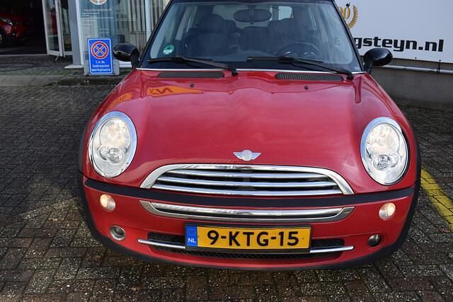 Occasion Mini ONE Seven 90 PK (66 kW) 2006 Rood Hatchback