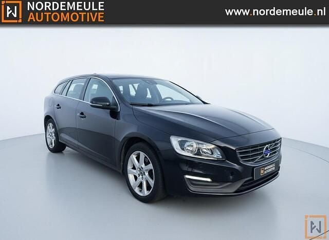 Zwart Occasion 2015 Volvo V60 Momentum Stationwagen | € 4.950 (Super prijs) - Afbeelding 1/4