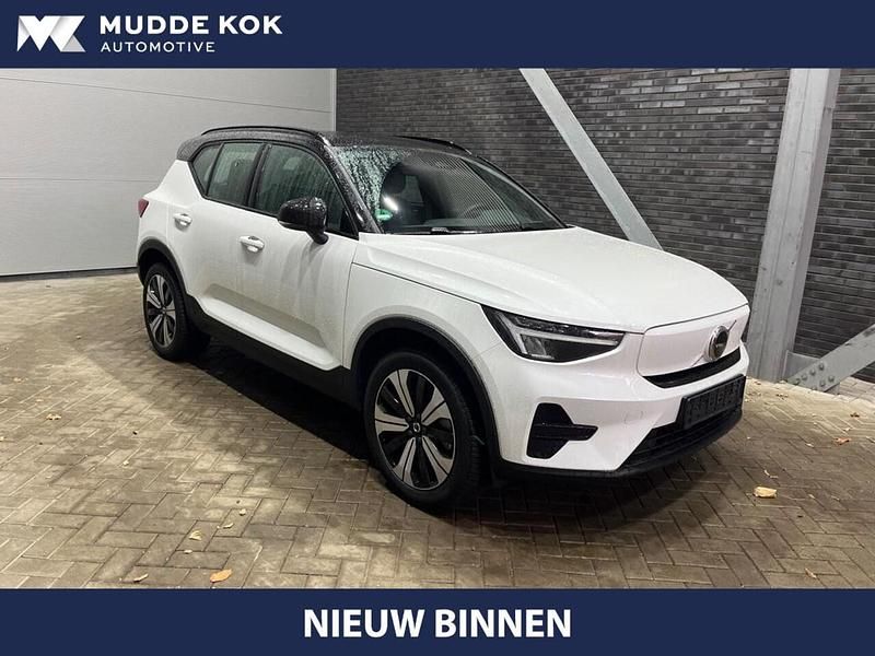 Wit Occasion 2023 Volvo XC40 Plus SUV | € 33.700 (Super prijs) - Afbeelding 1/4