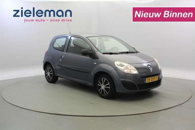 Blauw, metallic lak Gebruikt 2008 Renault Twingo Hatchback | € 1.145 (Goede deal) - Afbeelding 1/4